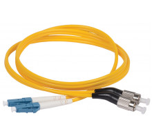 Комм. шнур оптический ITK, Duplex LC/FC (UPC/UPC), OS2 9/125, LSZH, 3м, чёрный/белый хвостовик, цвет: жёлтый